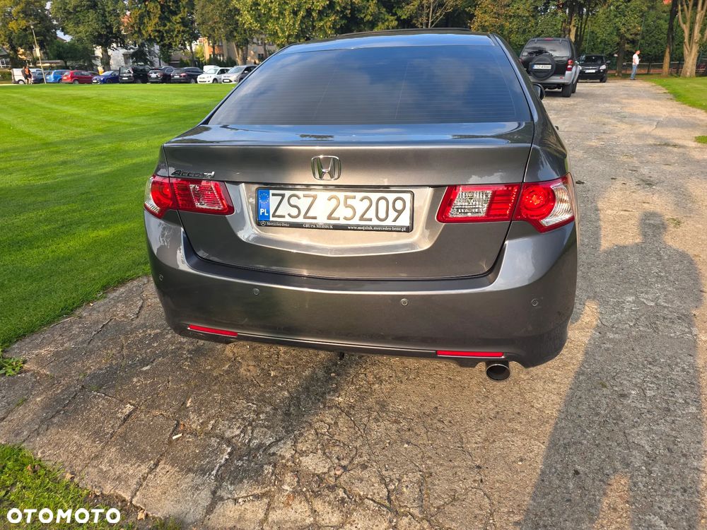 Honda Accord 2.0 Executive Nav - 5