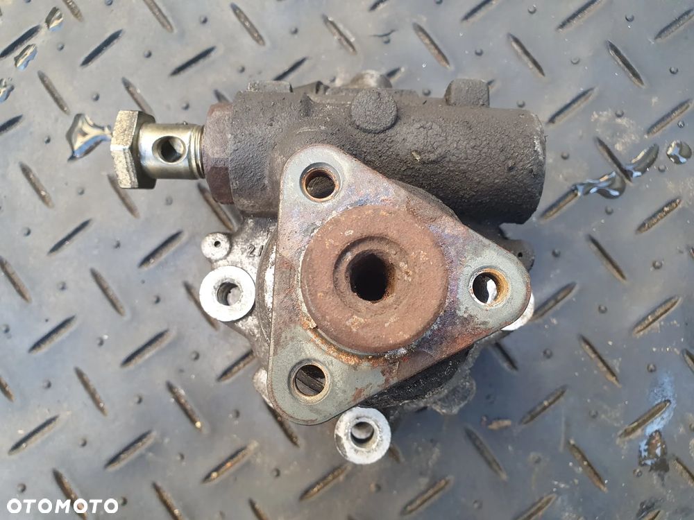 POMPA WSPOMAGANIA AUDI A4 B6 1.9 2.5 TDI 8E0145156T - 1