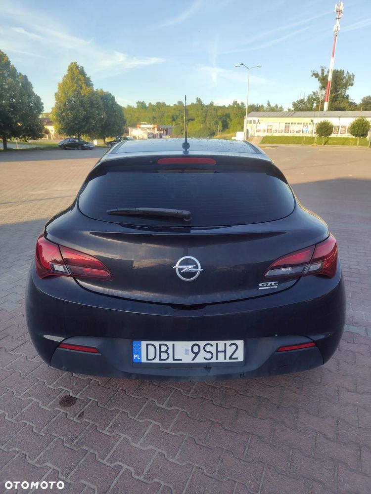 Opel Astra 1.7 CDTI DPF ecoFLEX Start/Stop - 8