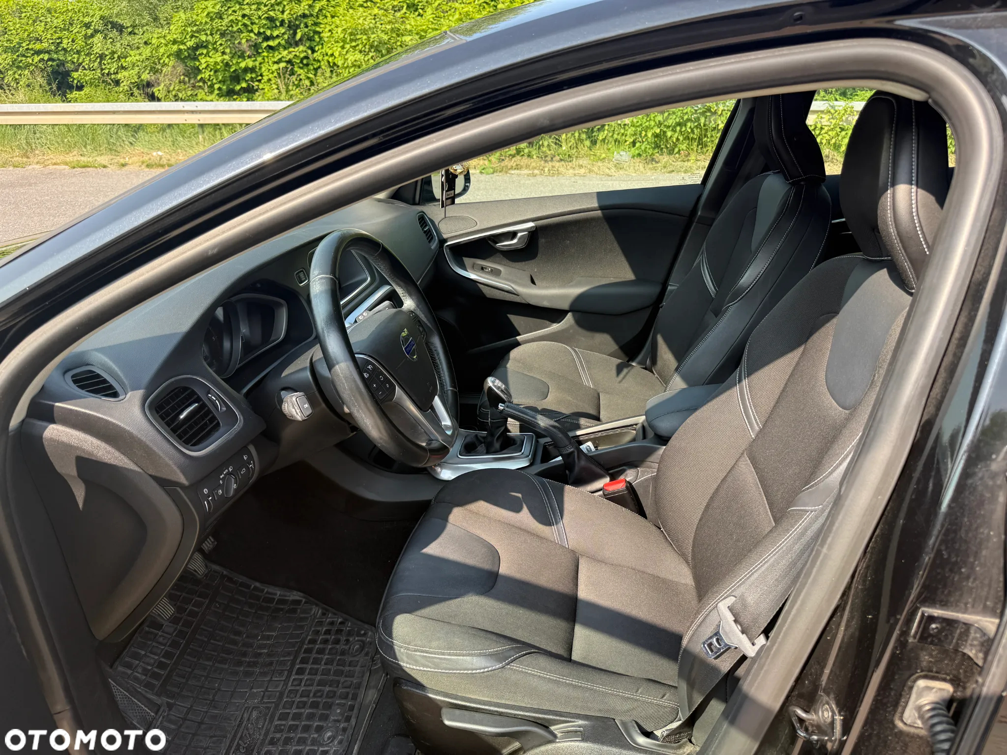 Volvo V40 D2 Summum - 11