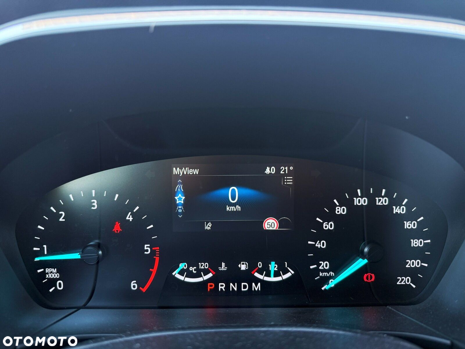 Ford Kuga - 21
