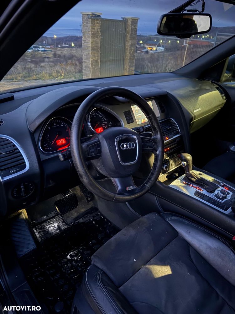 Audi Q7 - 12