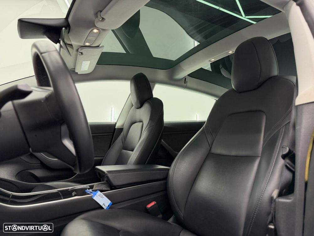 Tesla Model 3 Standard RWD Plus - 20
