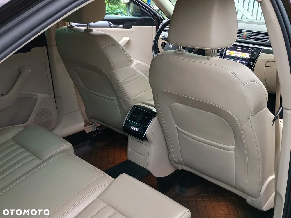 Skoda Superb 1.6 TDI DSG Style - 4