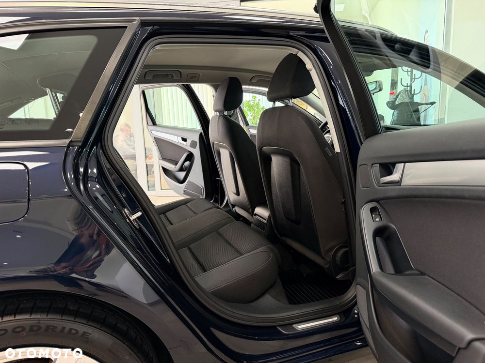 Audi A4 Avant - 31