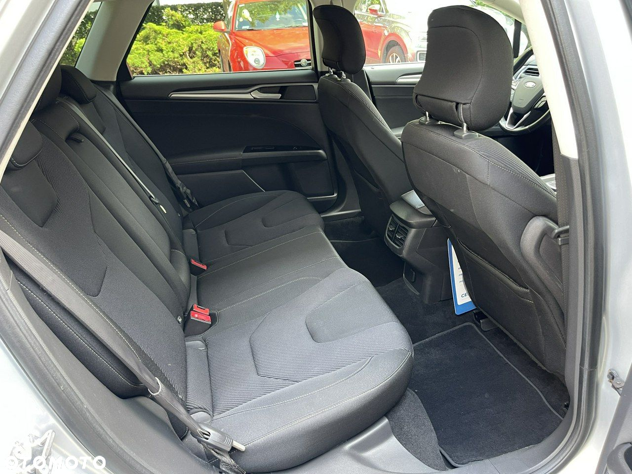 Ford Mondeo - 27