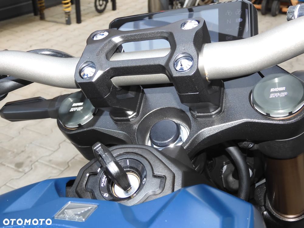 Honda CB - 30