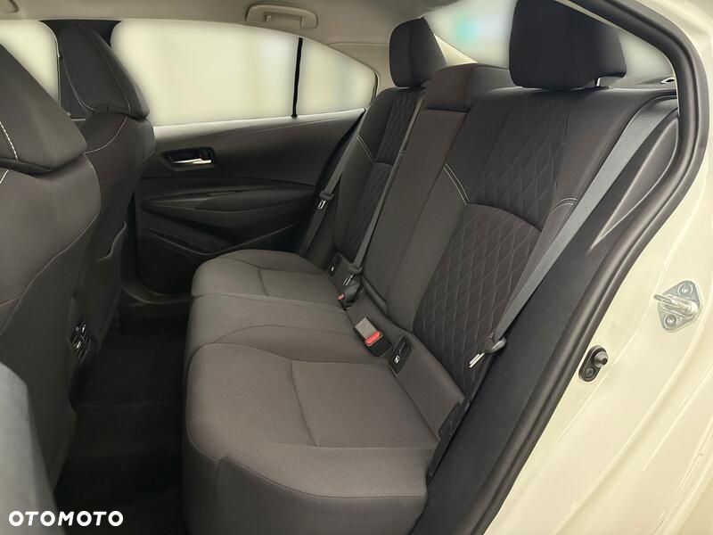 Toyota Corolla - 19