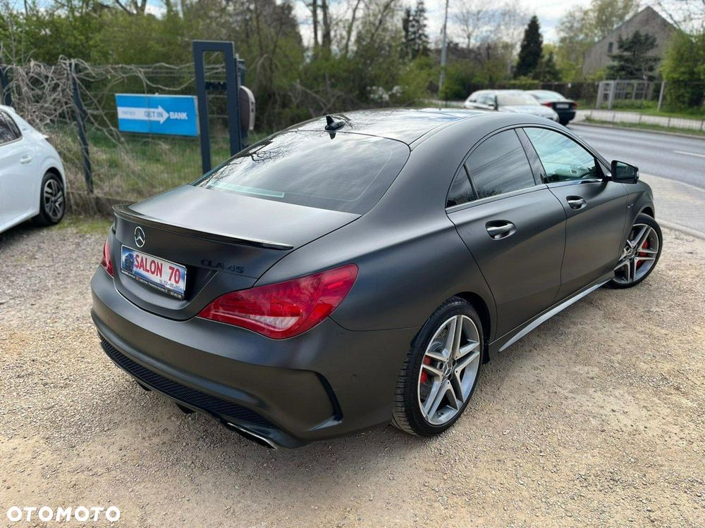 Mercedes-Benz CLA 45 AMG 4-Matic - 10