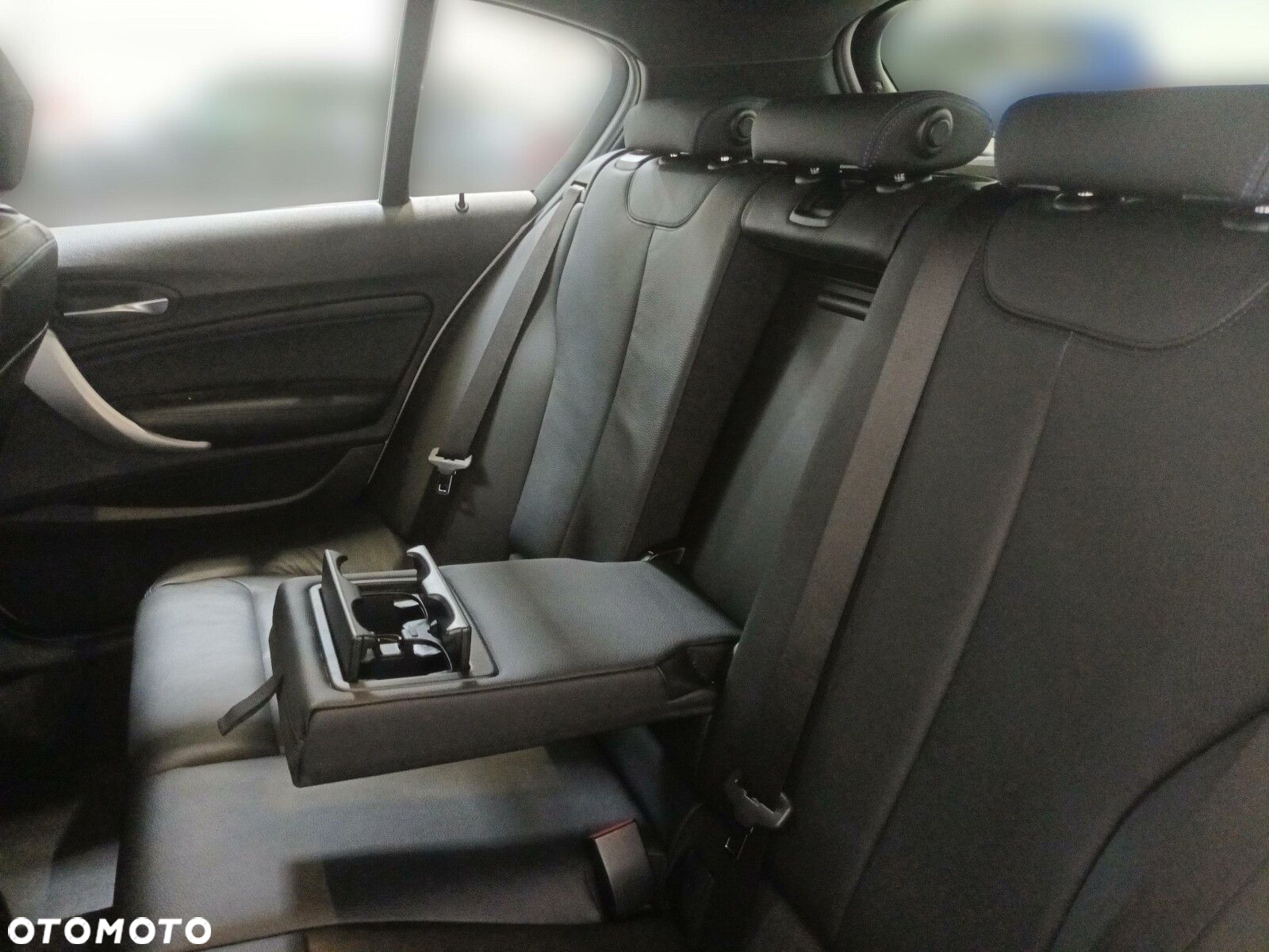 BMW Seria 1 - 17