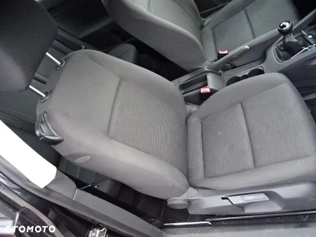 FOTEL FOTELE KANAPA VW GOLF V 3D HB - 5