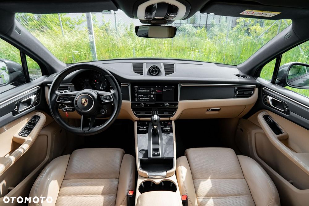 Porsche Macan Standard - 11