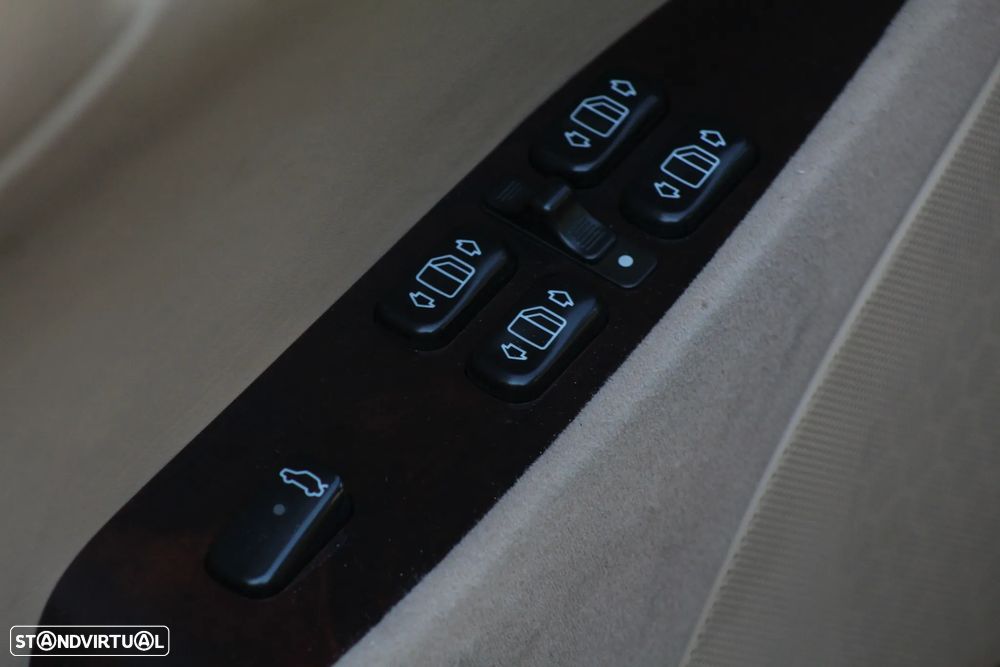 Mercedes-Benz CL 500 - 35