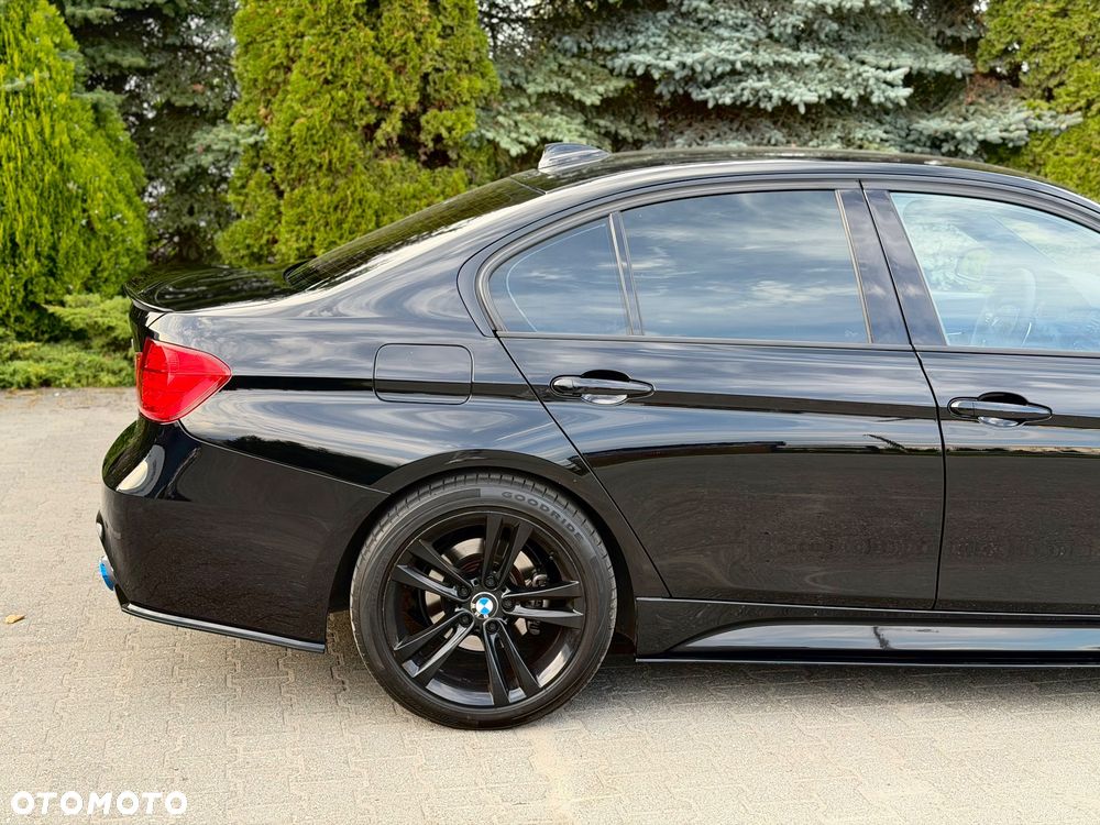 BMW Seria 3 - 16