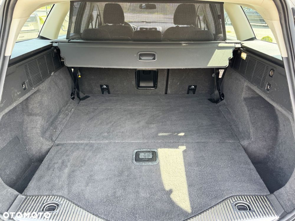 Ford Mondeo 2.0 TDCi STart-Stopp Trend - 38