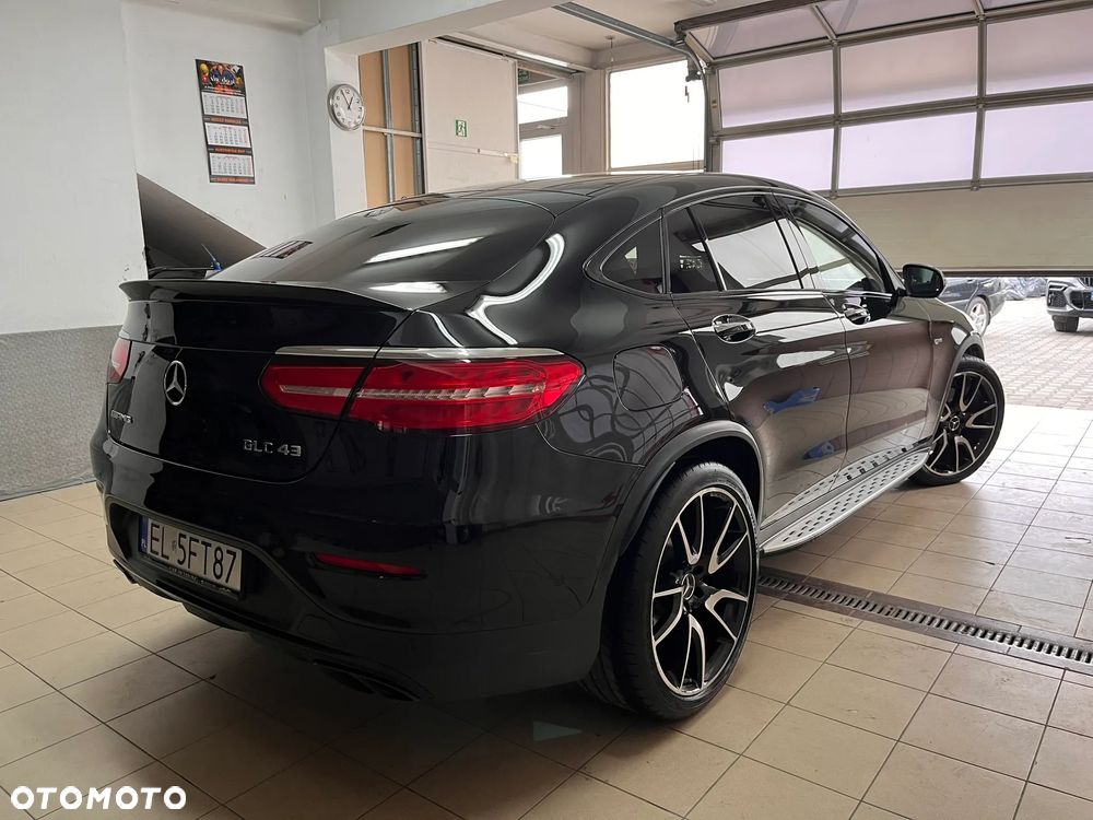 Mercedes-Benz GLC - 13