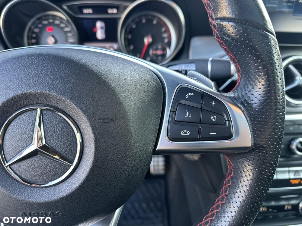 Mercedes-Benz GLA - 18