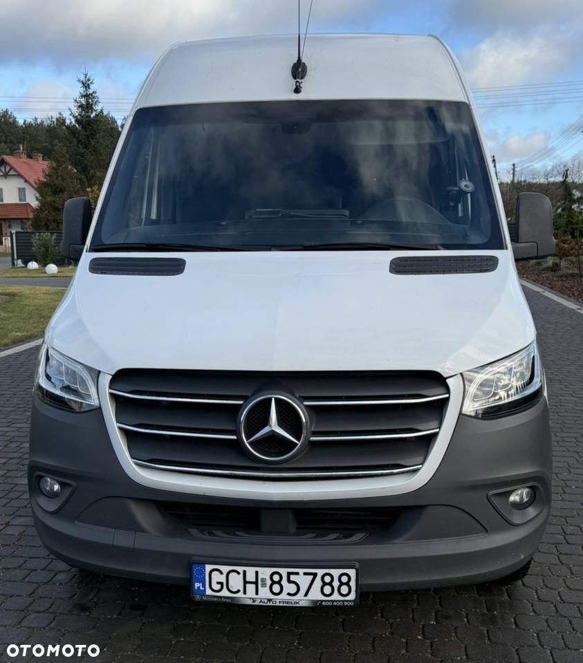 Mercedes-Benz Sprinter 907.253 - 4