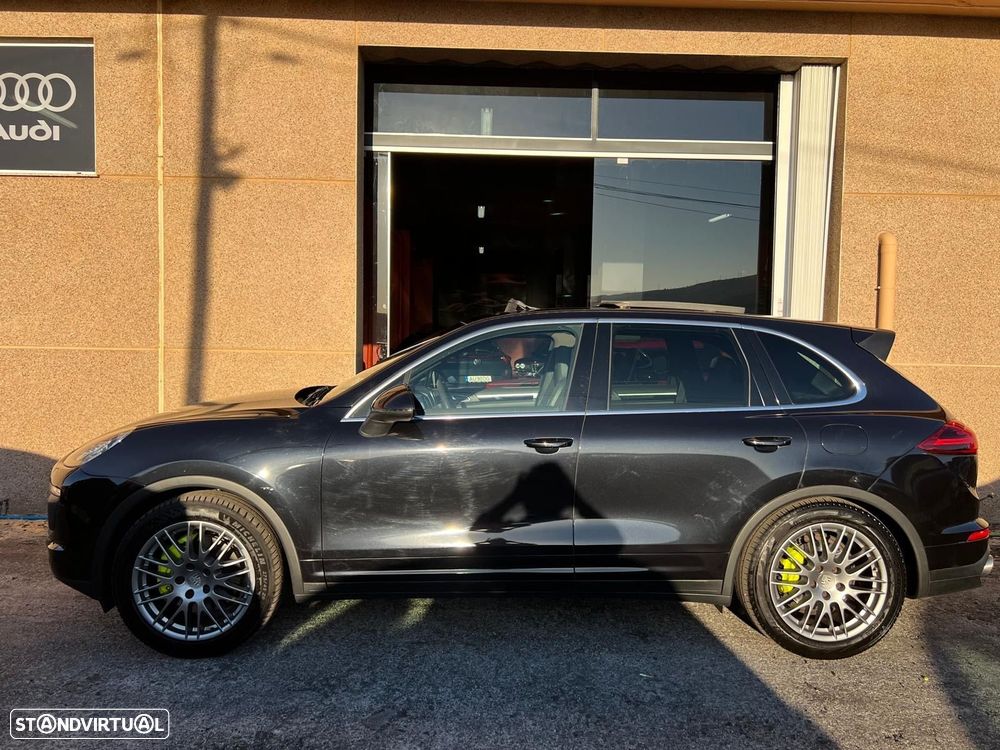 Porsche Cayenne - 9