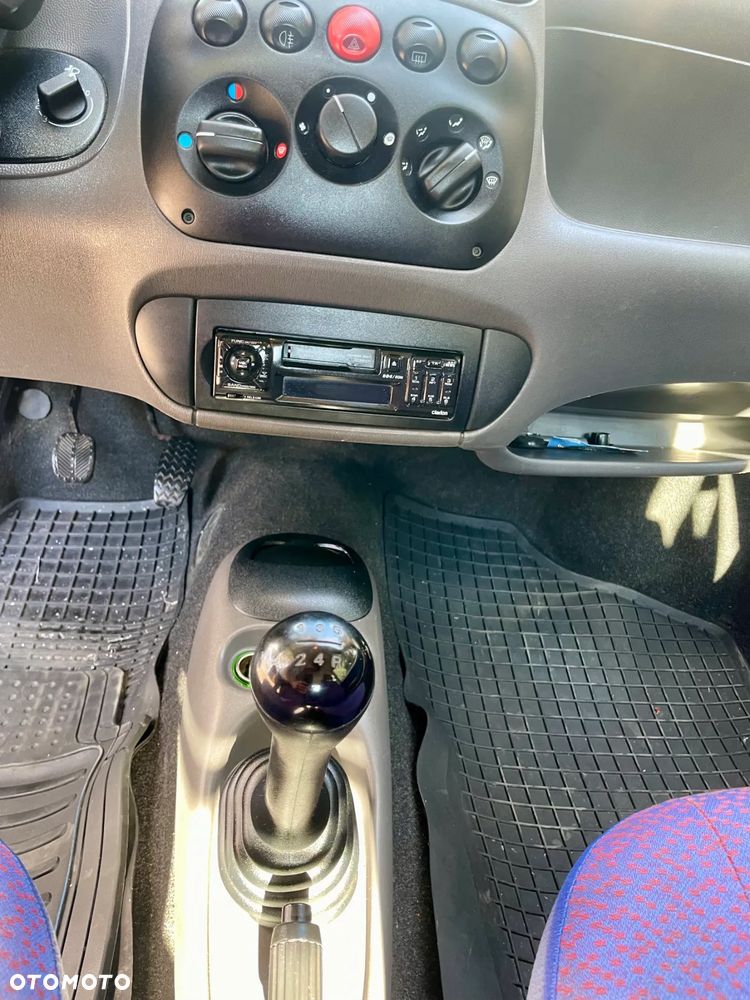 Fiat Seicento Young - 12