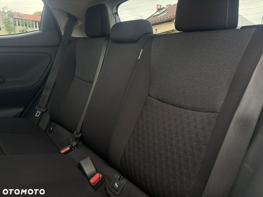 Toyota Yaris Hybrid 1.5 Executive - 34