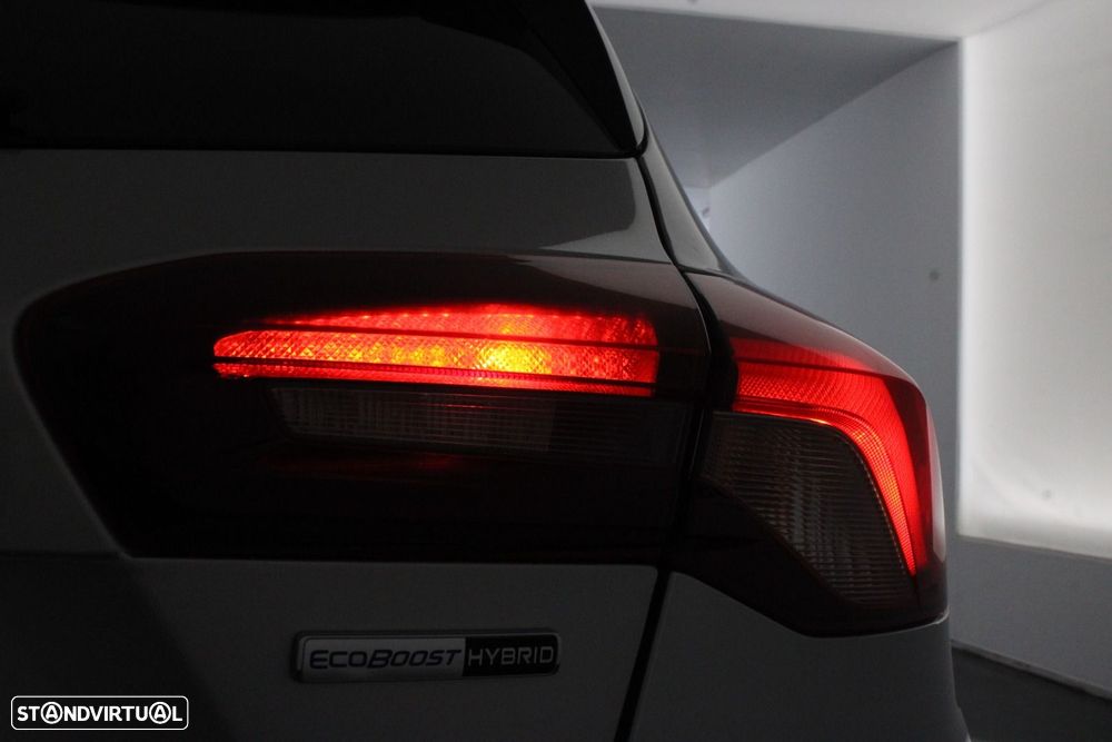 Ford Focus 1.0 EcoBoost MHEV Connected Design — fotografia 35
