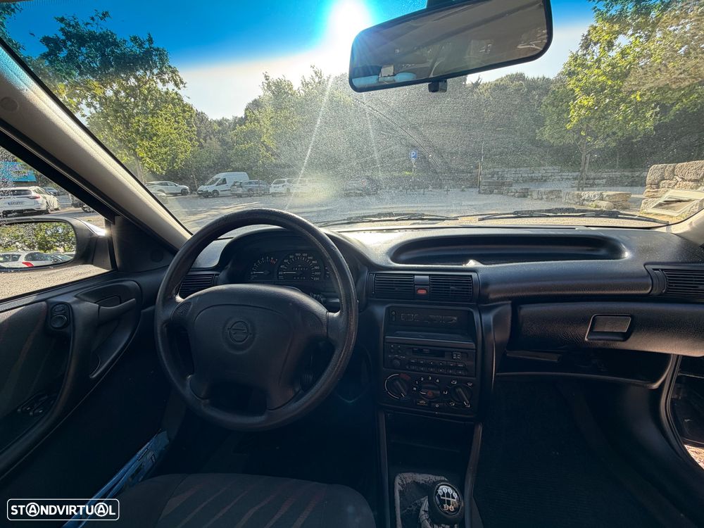 Opel Astra Caravan 1.4i 16V Fresh - 13