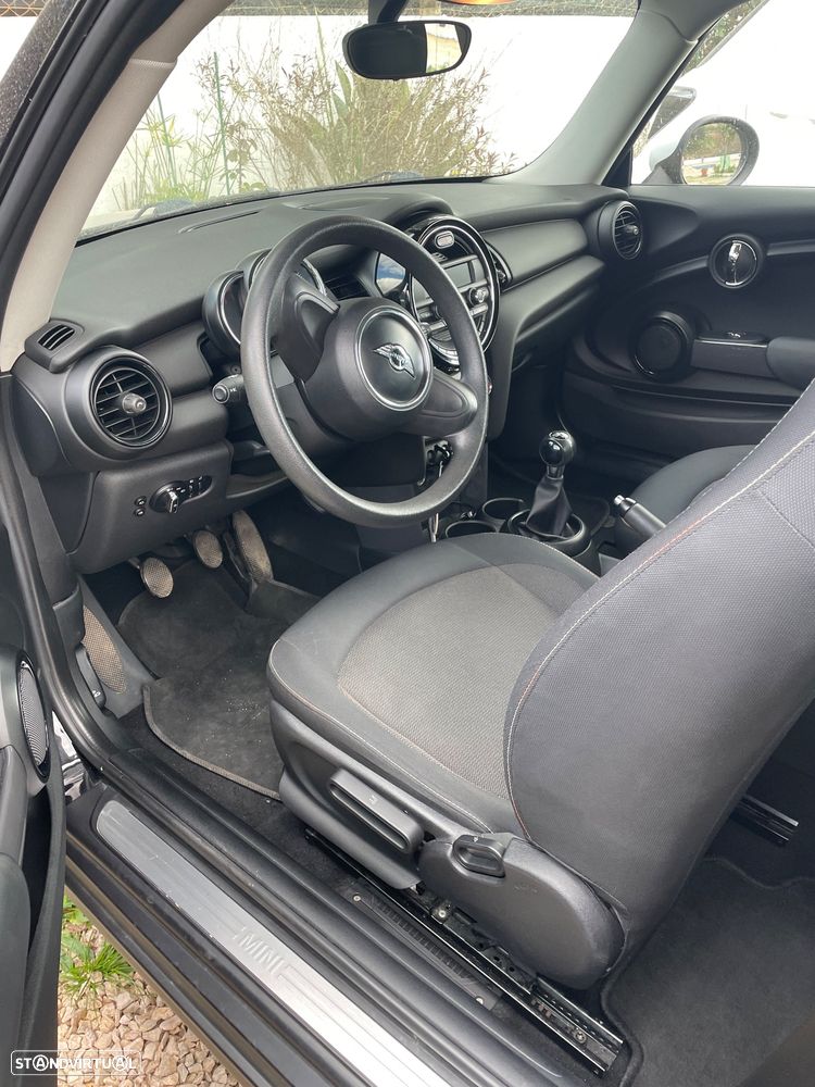 MINI 3 Portas One D Blackyard - 5