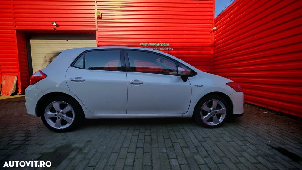 Toyota Auris 1.8 Hybrid Life - 11
