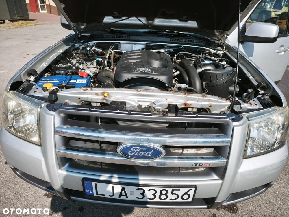 Ford Ranger 2.5 TDCi DC XLT - 14