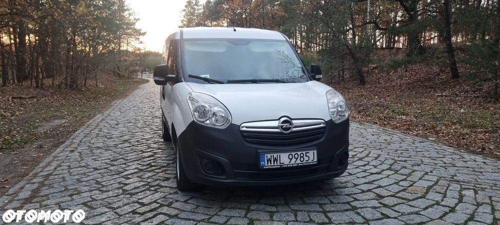 Opel Combo - 12