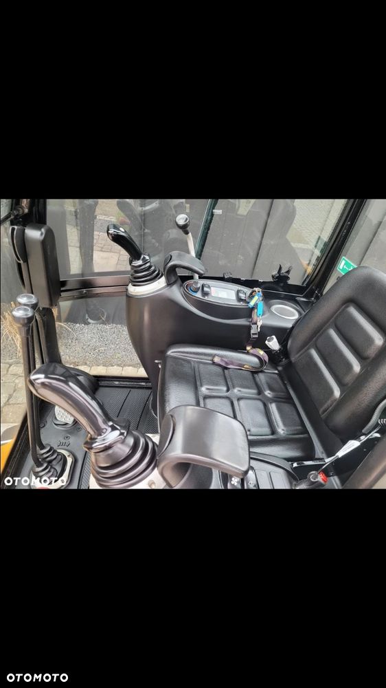 JCB 8014 - 13