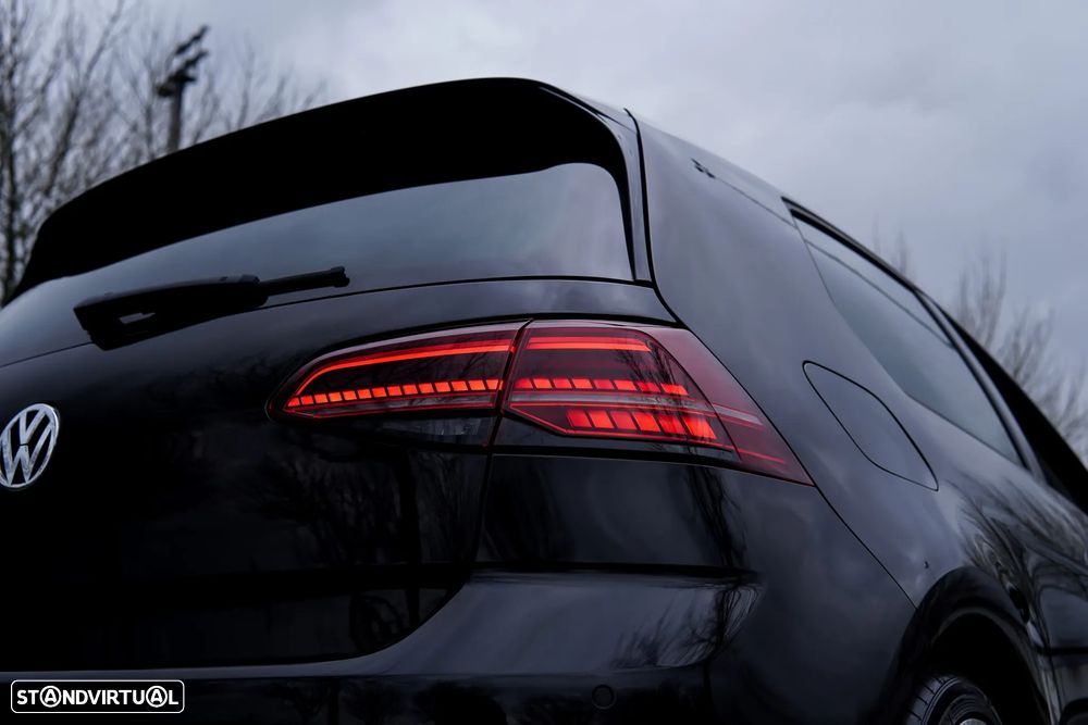 VW Golf 1.6 TDI R-Line DSG - 20