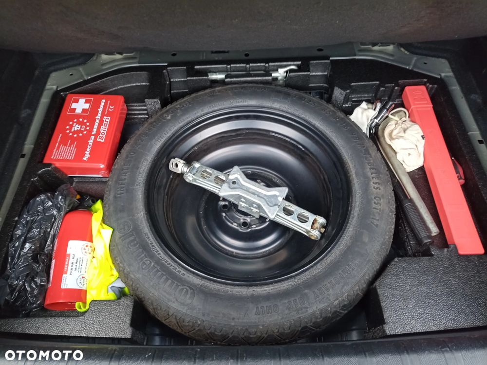 Peugeot 308 1.6 THP Allure - 30