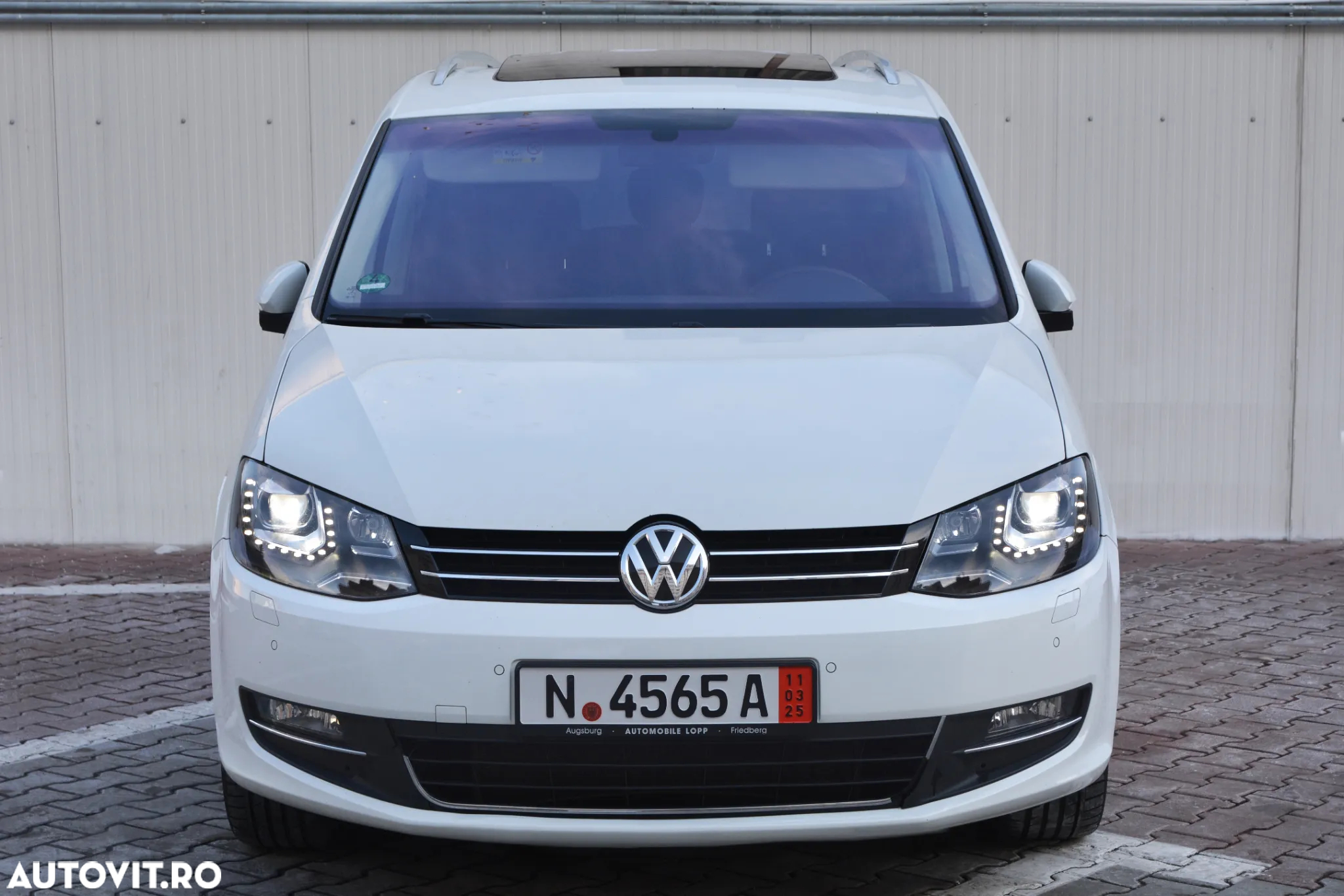 Volkswagen Sharan 2.0 TDI DSG (BlueMotion Technology) Highline - 2