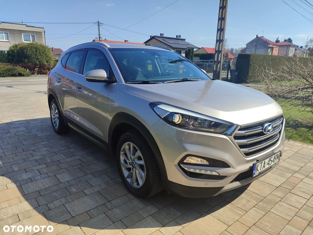 Hyundai Tucson blue 1.7 CRDi 2WD Style - 33
