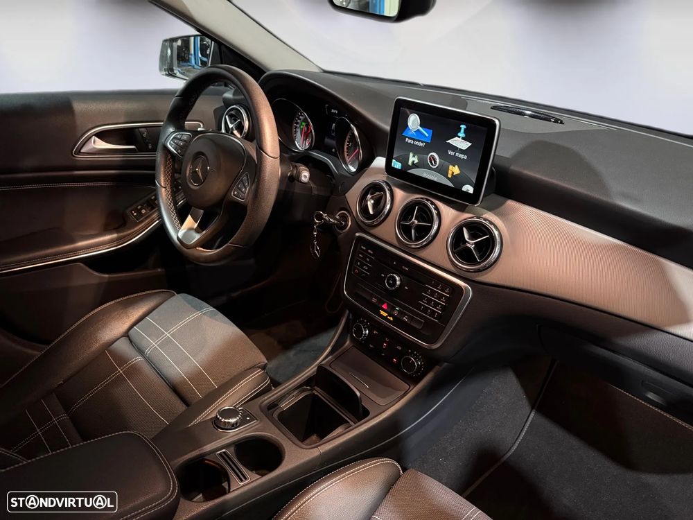 Mercedes-Benz GLA 180 d Urban Aut. - 23