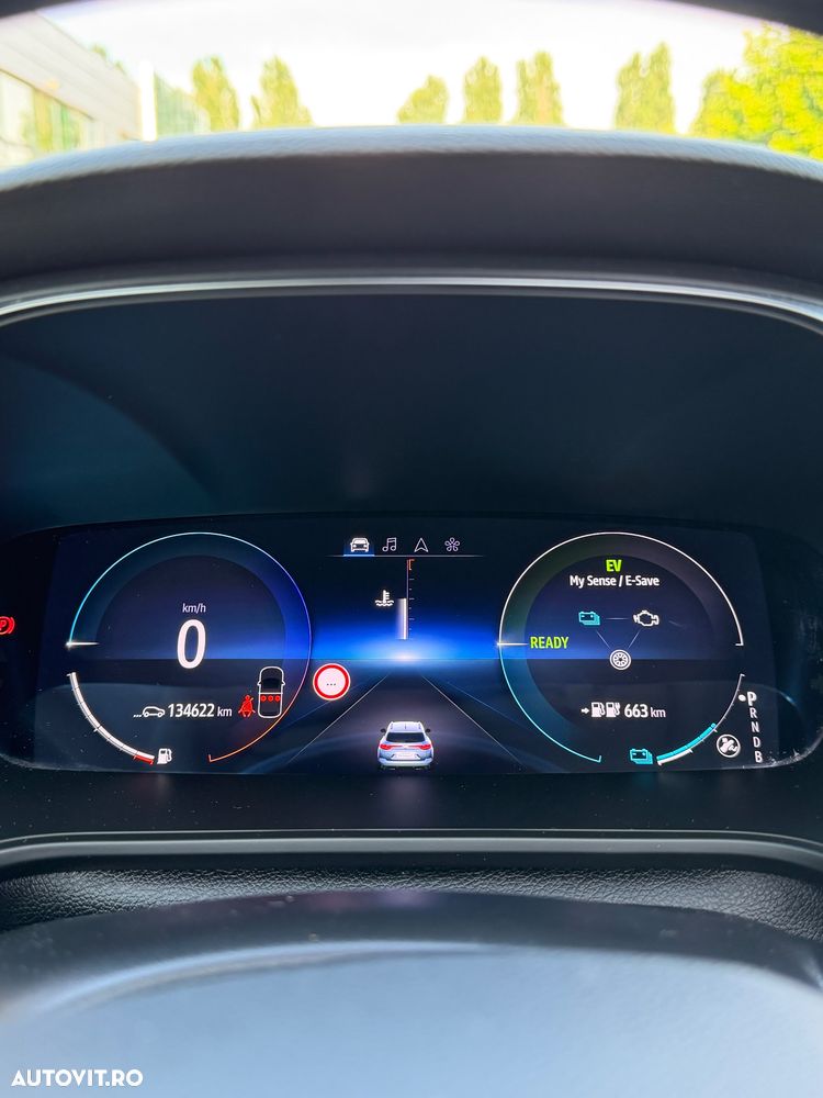 Renault Megane E-TECH 160 INTENS - 12