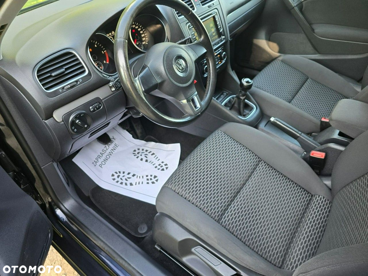 Volkswagen Golf - 22