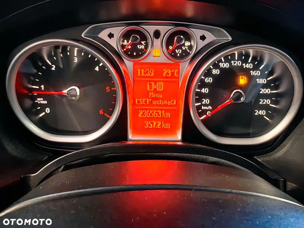 Ford Kuga 2.0 TDCi 4x4 Trend - 15