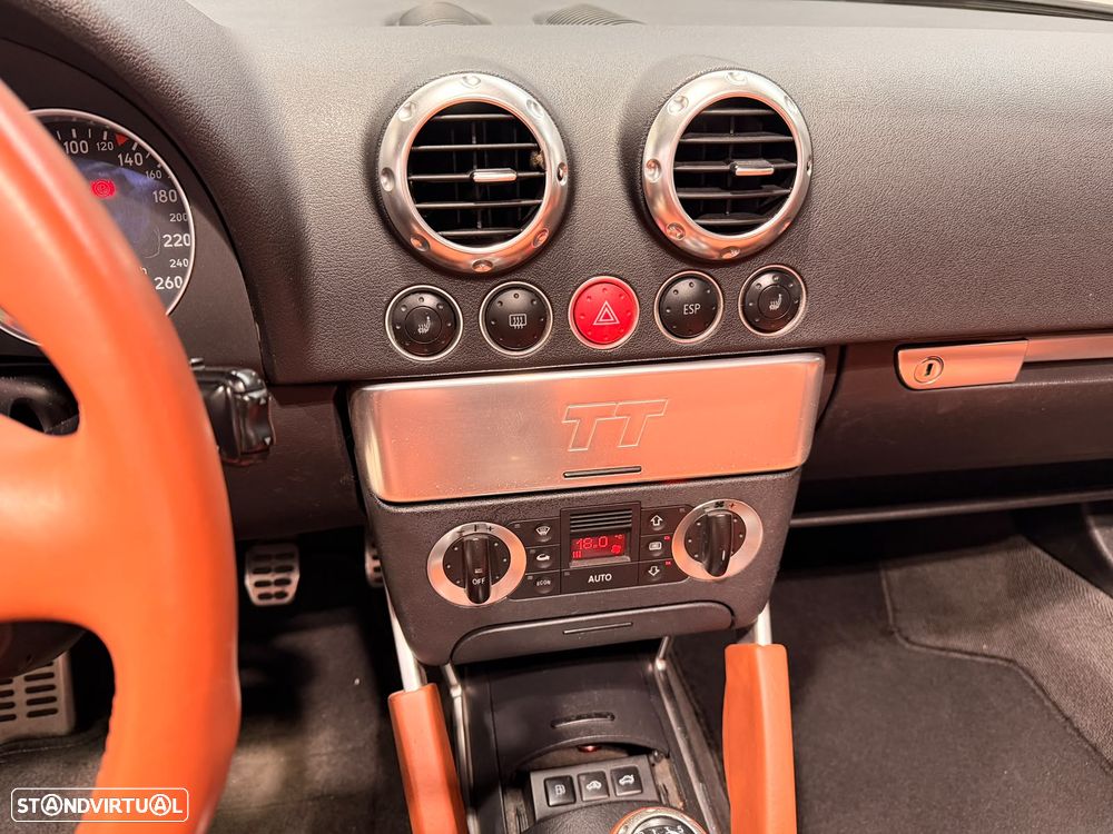 Audi TT Roadster 1.8 T - 20
