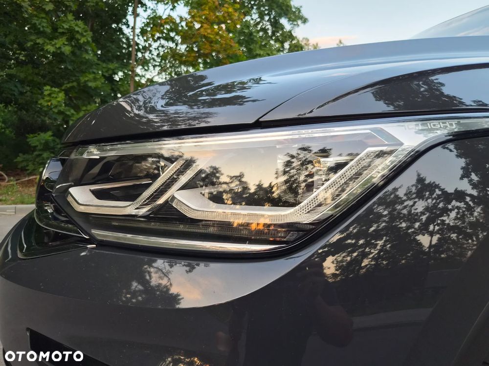 Volkswagen Tiguan 2.0 TDI SCR 4Mot Elegance DSG - 9