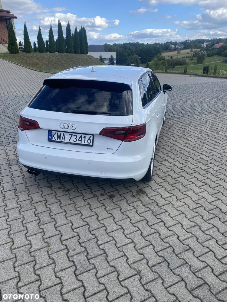 Audi A3 Sportback - 3
