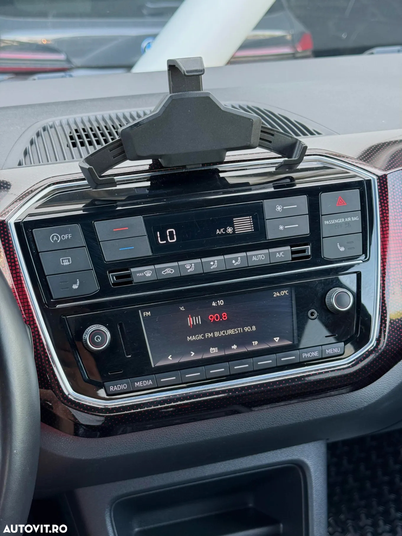 Volkswagen up! GTI - 18