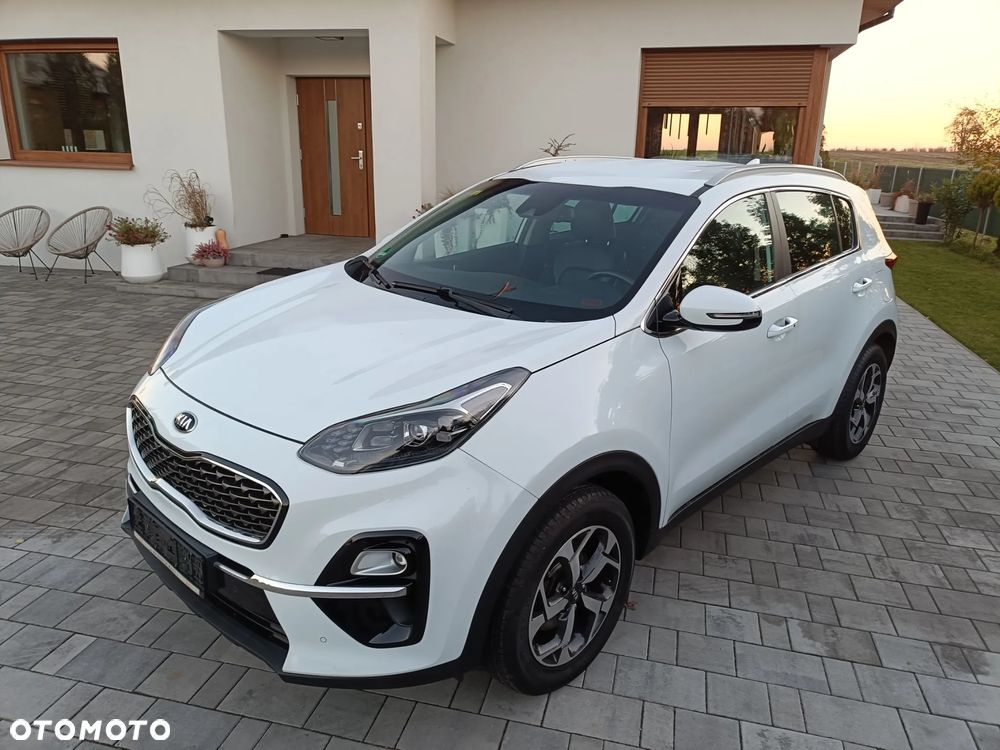 Kia Sportage 1.6 GDI 2WD Dream-Team Edition - 2