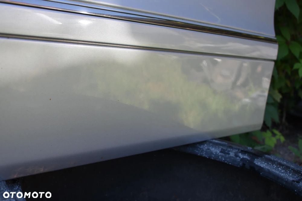 MERCEDES W211 DRZWI PRZEDNIE PRZÓD LEWE 775 IGŁA - 3
