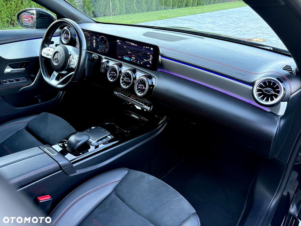 Mercedes-Benz CLA 200 d 8G-DCT AMG Line - 36