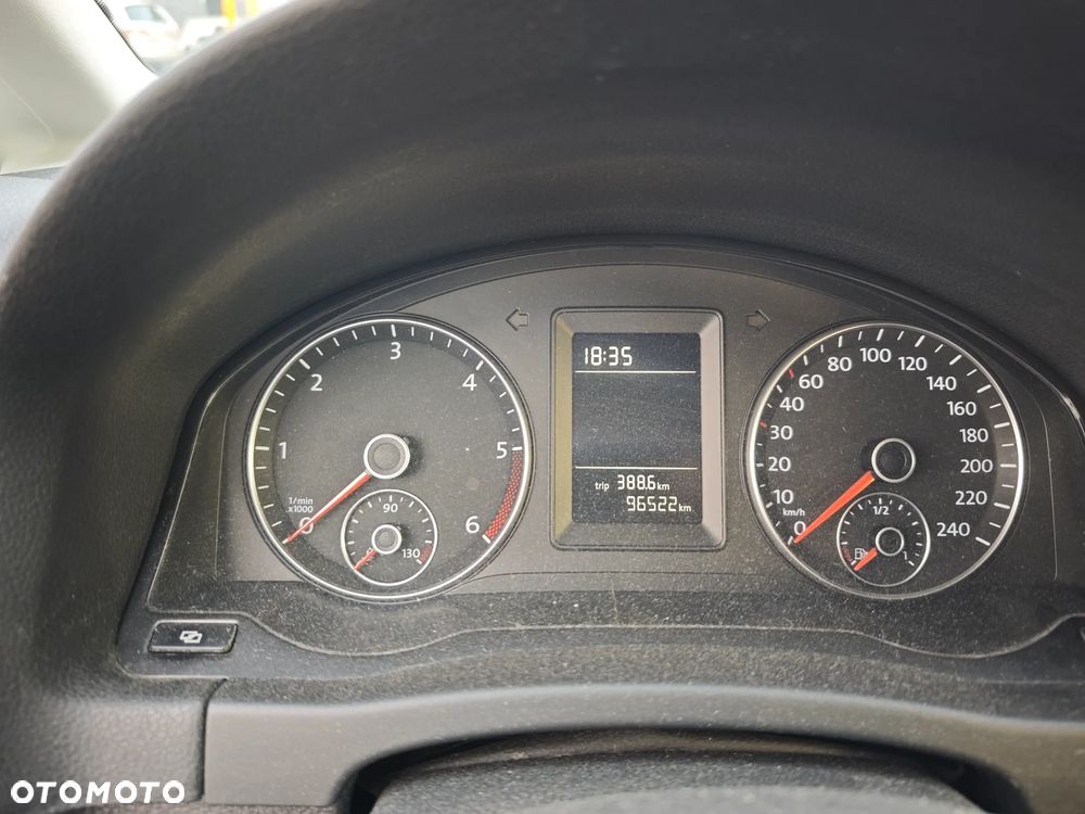 Volkswagen Golf Plus 1.6 TDI DPF Trendline - 11