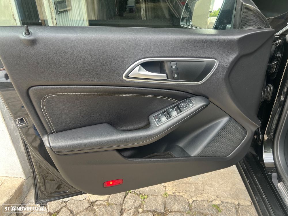 Mercedes-Benz CLA 200 d Shooting Brake Urban Aut. - 20