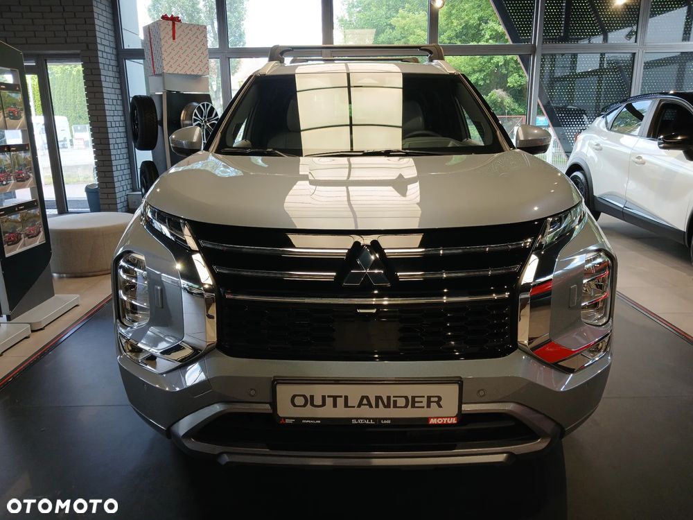 Mitsubishi Outlander Instyle - 2
